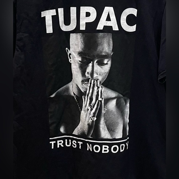 Tupac Trust Nobody Black Tee EUC Logo 90’s Rapper Hip Hop Womens Lg 2Pac Short - Picture 2 of 7